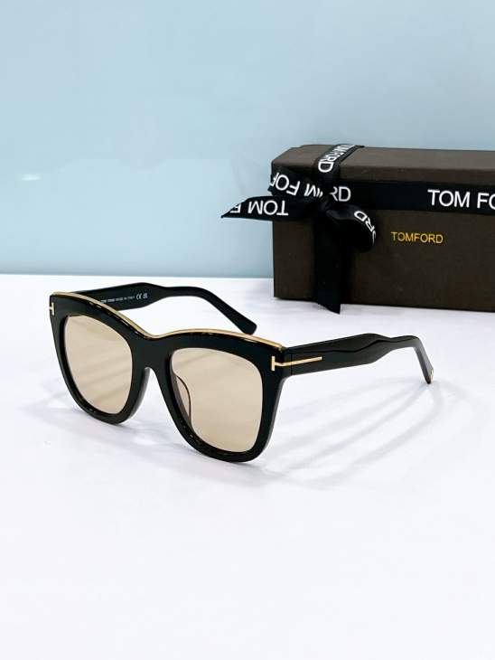 Picture of Tom Ford Sunglasses _SKUfw79566674fw